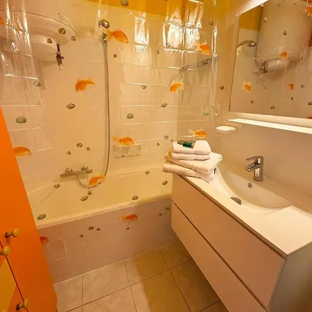 Bel à 50m De La Mer. Ostend